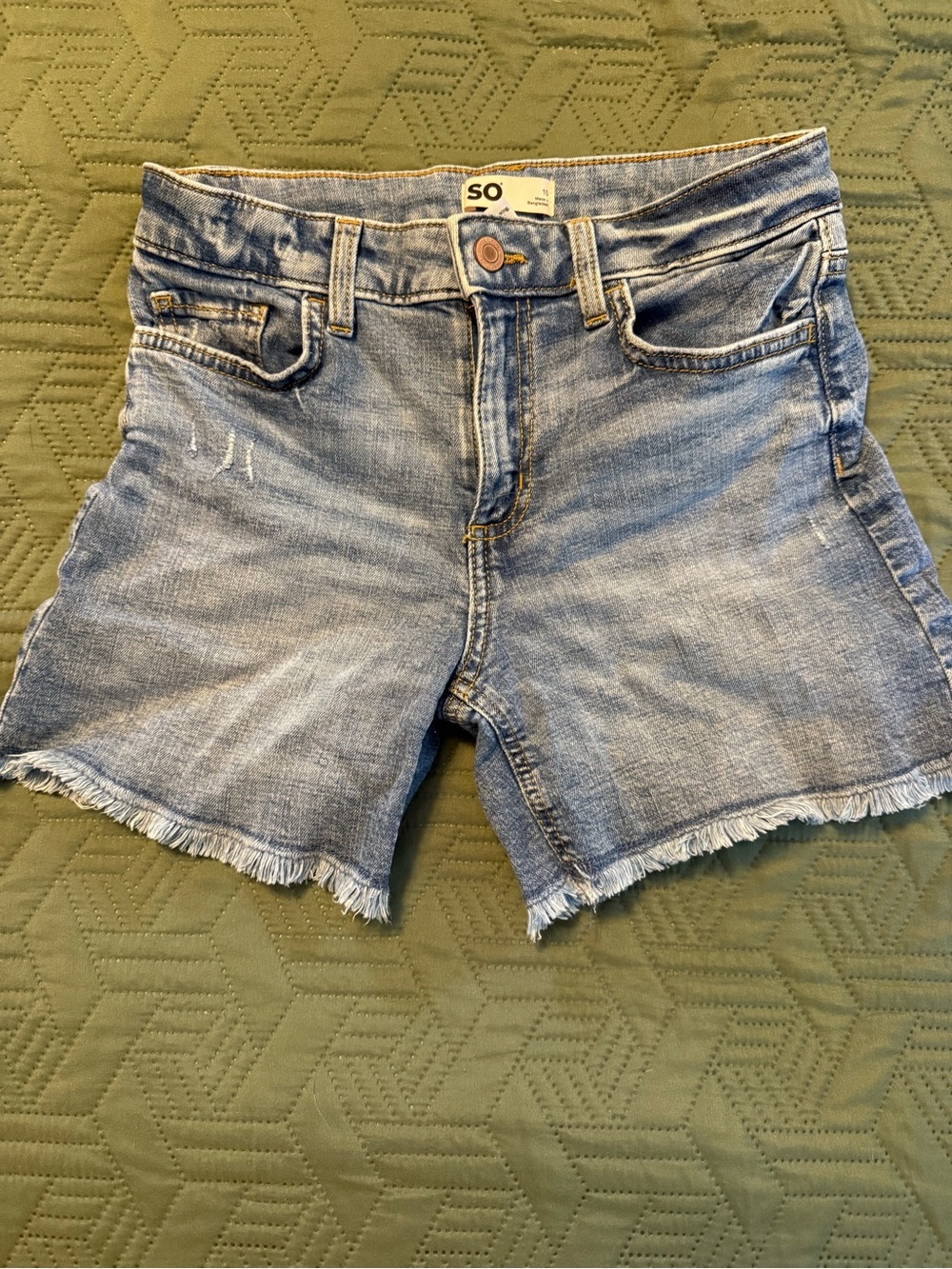 SO Light Wash Denim Frayed Hem Shorts